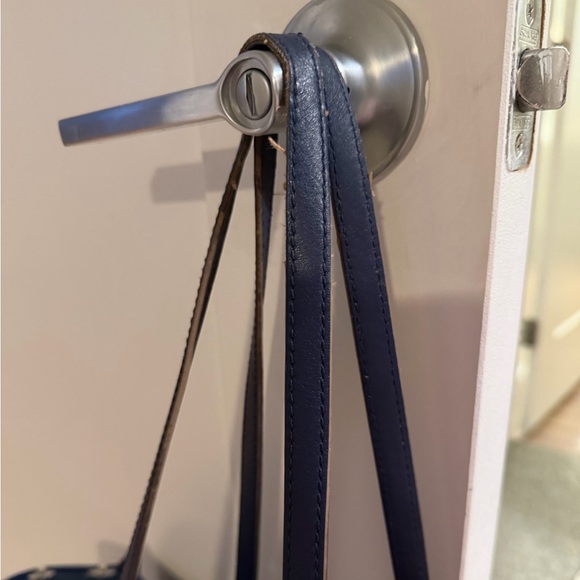 Louis Vuitton Navy and Cream Tote Bag - Picture 7 of 7